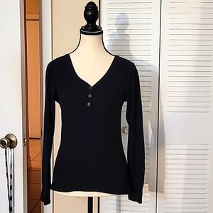 Live Life by Sanctuary Black Woman's Size Small ribbed long sleeved shirt